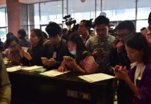 Court Accepts Request to Disband Pro-Thaksin Party