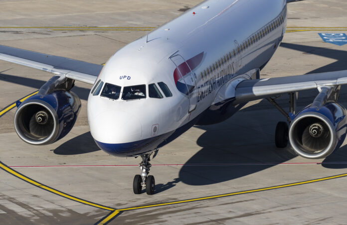 A British Airways A319 taxis in 2018 in Duesseldorf airport. Photo: Marvin Mutz / Flickr