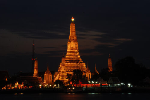 Grand Palace, Wat Arun to Go Dark 1H Saturday Night