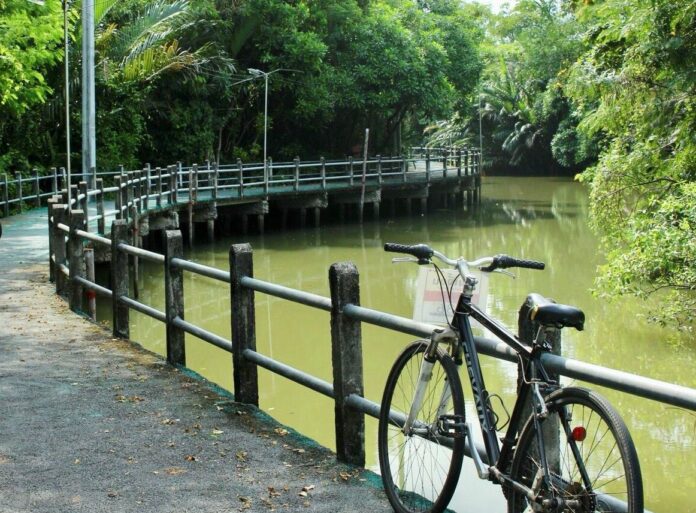 A file photo of a canalside path in Bang Kachao, Samut Prakan.