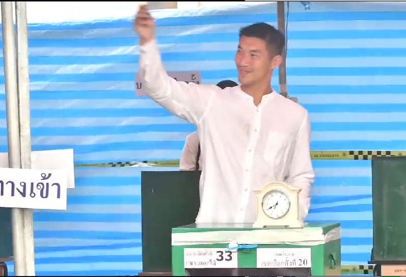 Thanathorn Juangroongruangkij votes Sunday morning in Bangkok.