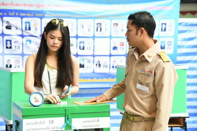 A woman casts her ballot Sunday in Bangkok's Khlong Toei district.