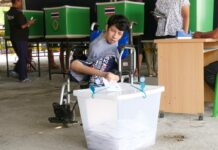 Woman in Labor, Fugitive, Disabled: All Head for Early Voting