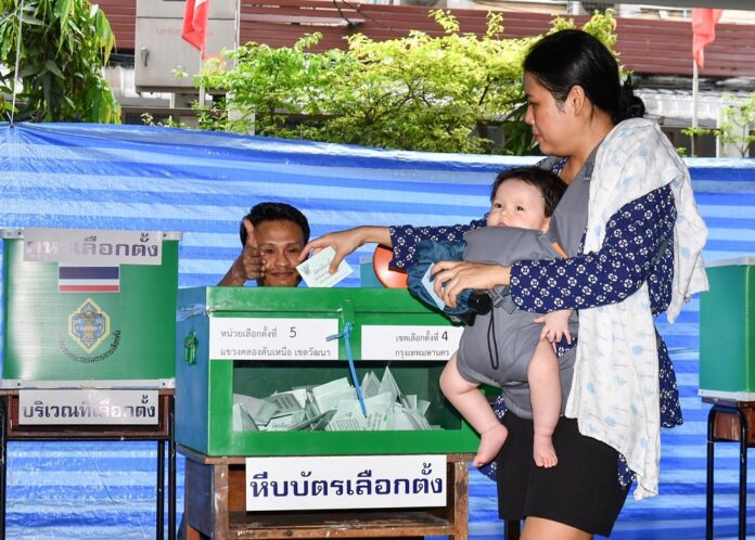 A woman votes in Bangkok on March 24, 2019.