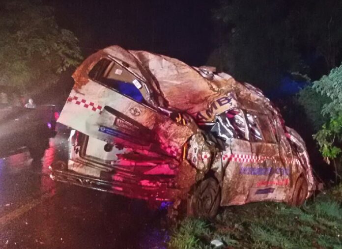 An ambulance crashed in Kanchaburi on May 17, 2016, killing a patient and wounding five medics.