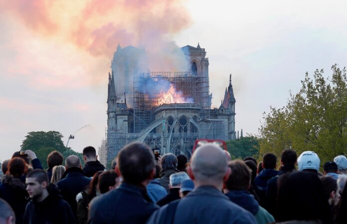 France Notre Dame Fire