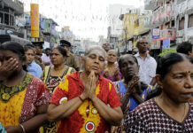 No Mass for Sri Lanka’s Catholics; No Veils for Muslim Women