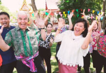 Diplomats Wish Thais Happy Songkran in Embassy Videos Photo: U.S. Embassy Bangkok / Facebook