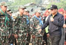 Prayuth Concerned about Social Media’s ‘Incorrect Thinking’ Gen. Prayuth Chan-ocha addresses soldiers Tuesday during a visit at an army camp in Chiang Mai province.