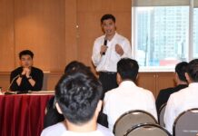Court Accepts Case Against Thanathorn, Suspends MP Status