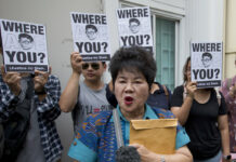 Family of Disappeared Monarchy Critic Seeks Answers Kanya Theerawut, mother of Siam Theerawut, talks to reporters outside Vietnam Embassy in Bangkok, Thailand, Monday, May 13, 2019. Photo: Sakchai Lalit / AP