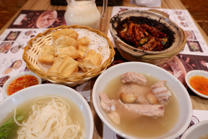 Old Street Bak Kut Teh dishes.