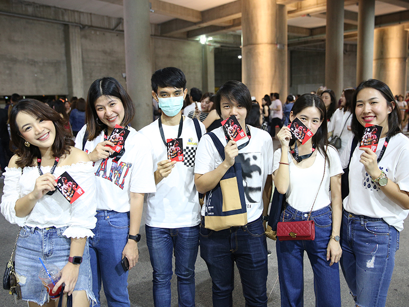Wanwipha Taesiri, second from the left, and her friends came all the way from Yasothon for the concert.