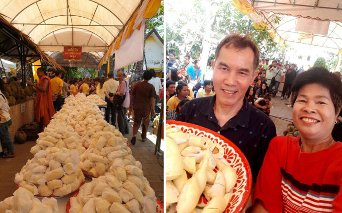 The durian buffet on May 1, 2019 at Wat Tha Mai. Left: Wat Tha Mai / Facebook. Right: Paporn Pibulporn / Facebook