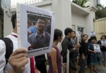 Opinion: The Short-sighted Hunt for Anti-Monarchists