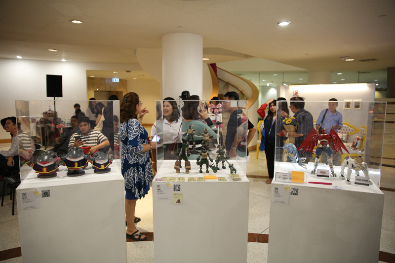 Toys inspired from Mekong Giant Catfish (left), traditional children plays (center), and Himavanta folklore creatures (right).