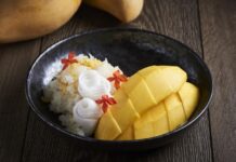 Enjoy the delightfully familiar tastes of authentic local Thai dishes with carefully selected ingredients and local organic produce at Bangkok Marriott Marquis Queen’s Park.