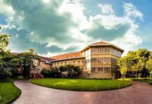 Khaosod English Visits ‘Demolished’ Vimanmek Palace