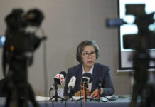 UN Envoy Says US Sanctions on Myanmar Generals Inadequate U.N. Special Rapporteur for Human Rights in Myanmar, Lee Yanghee, speaks during a press conference in Kuala Lumpur, Thursday, July 18, 2019. Photo: Vincent Thian / AP