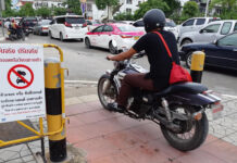 City Hall To Double Fines For Motorcyclists on Sidewalks Photo: Yosskorn Sukarawan / Facebook
