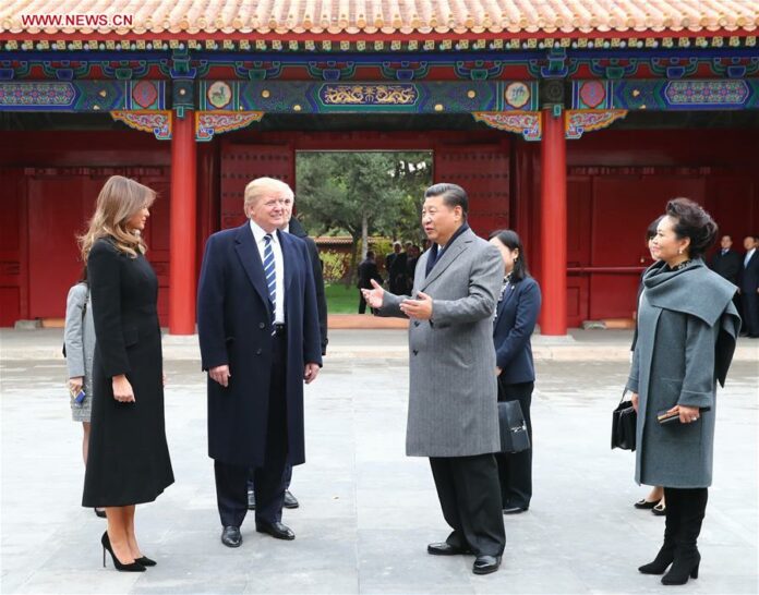 Chinese President Xi Jinping and his wife Peng Liyuan welcome U.S. President Donald Trump and his wife Melania Trump at the Forbidden City, in Beijing, capital of China, Nov. 8, 2017. Image: Xinhua