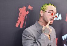 VMAs Winners, Presenters Spotlight Immigration