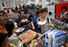 Costco Opens First Store on Chinese Mainland