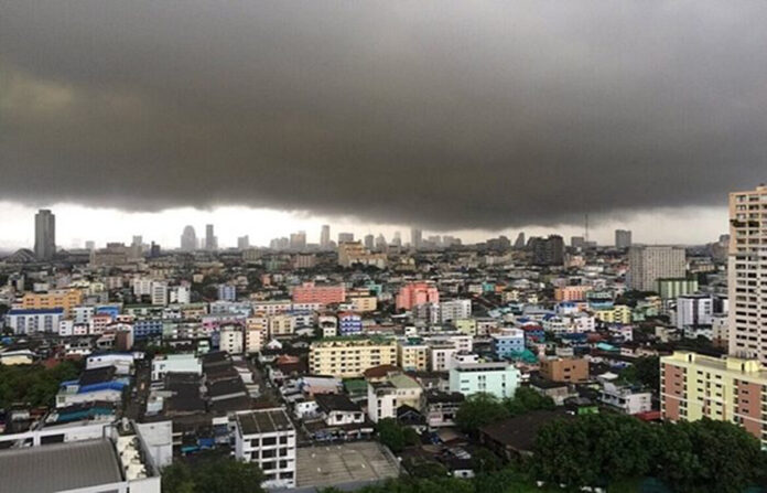 28-ฝนตก1