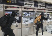Hong Kong Protesters Vandalize Subway Stations, Set Street Fires