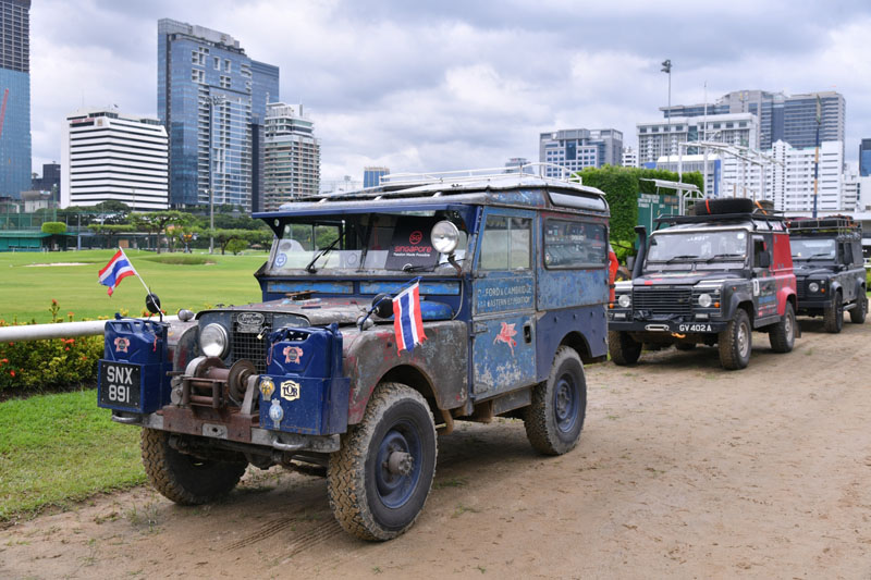 The Oxford and the two other Defender Land Rovers in the expedition.