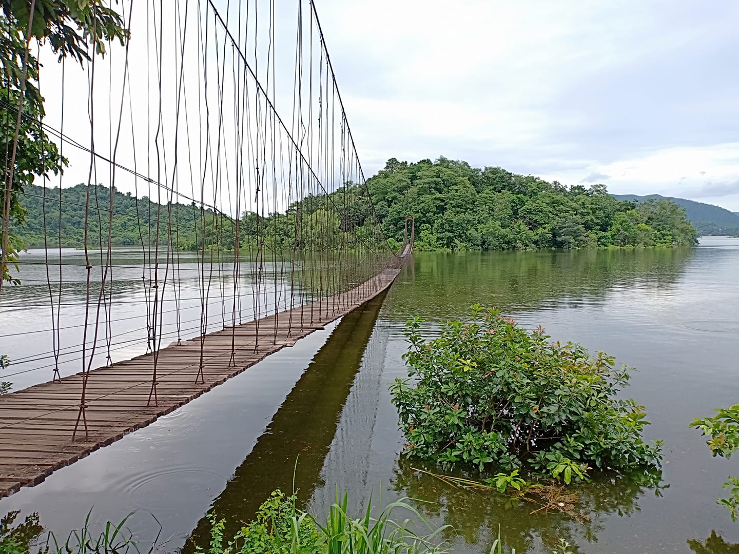 The suspension bridge, one of the major tourist attractions inside Kaeng Krachan National Park, where parts of the missing activist were found. Photo: Kaeng Krachan National Park / Facebook