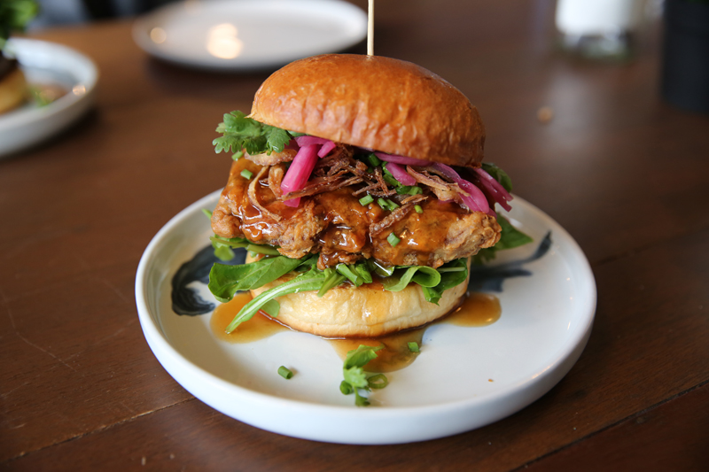  Chicken and Tamarind Burger (305 baht).