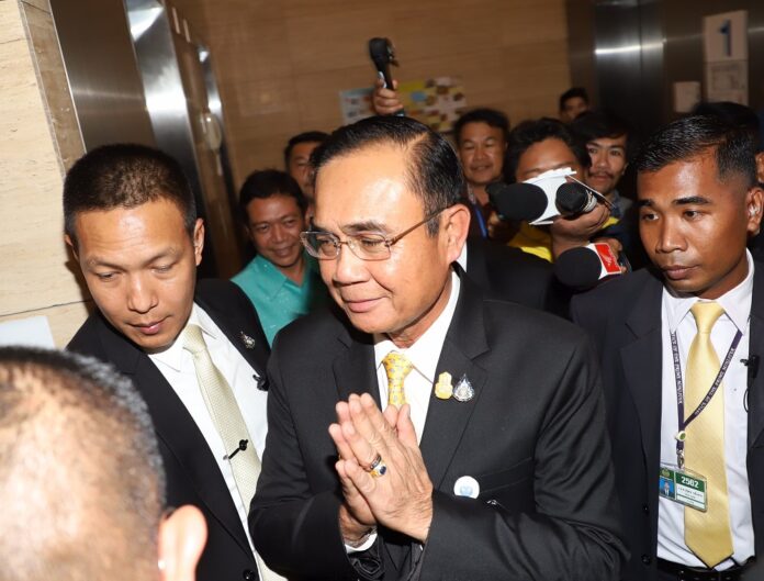 PM Prayuth Chan-ocha leaving the parliament building on Sep. 18, 2019.
