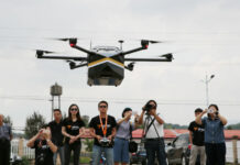 China Grants First License for Drone Delivery Test-Running