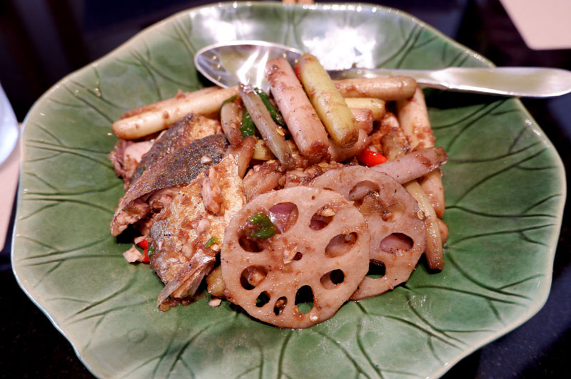 Stir Fried Lotus Stems with Shrimp Paste and Mackerel (240 baht).