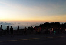 2019 Winter Will be Colder and Longer, Met Says Tourists at Doi Inthanon National Park on Oct. 15, 2019.