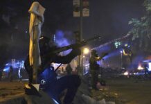 Hong Kong Police Storm University Held by Protesters