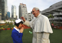5 Things to Know About Pope Francis’ Visit to Thailand A nurse bows to the life size statue of Pope Francis as her friend takes a photograph at the St.Louis hospital in Bangkok, Thailand, Tuesday, Nov. 19, 2019. Pope Francis arrives in Thailand on Wednesday for the first visit here by the head of the Roman Catholic Church since St. John Paul II in 1984. Photo: Manish Swarup / AP