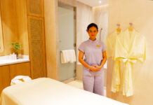 Review: Dusit Thani’s Luxury Spa Finds New Home at Samyan Mall Naam Spa masseuse “O” in one of the rooms.