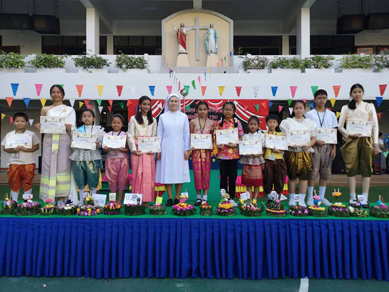 A loy krathong event at Hathainiramon School. Photo: Hathainiramon School