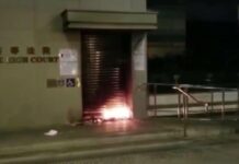 Rioters Set Fire Outside Courts, Vandalize Shops in Hong Kong