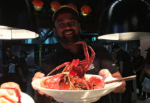 Big Crabs for High Prices at Sri Lankan ‘Ministry of Crab’ in Bangkok