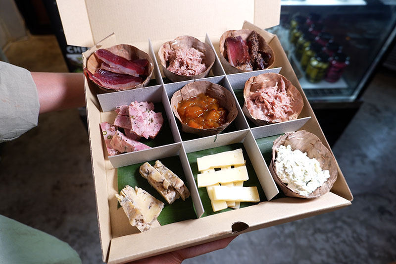 Apero Box (890 baht).