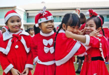 Thailand to Ring in New Year with Slight Coolness Students dress up in Santa costumes on Dec. 25, 2019 at Piyamit Wittaya School in Phayao.