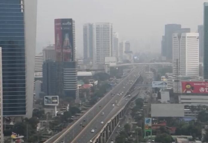 Smog-blanketed sky in Bangkok on Jan. 20, 2020.