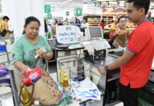Complaint Filed Over Retailers’ Total Ban on Plastic Bag