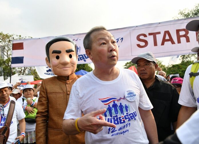 Maj Gen Rienthong Nanna at a pro-government rally on Jan. 12, 2020.