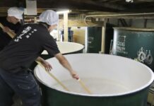 Japan Earmarks 1.8 Bil. Yen to Boost Promotion of Sake