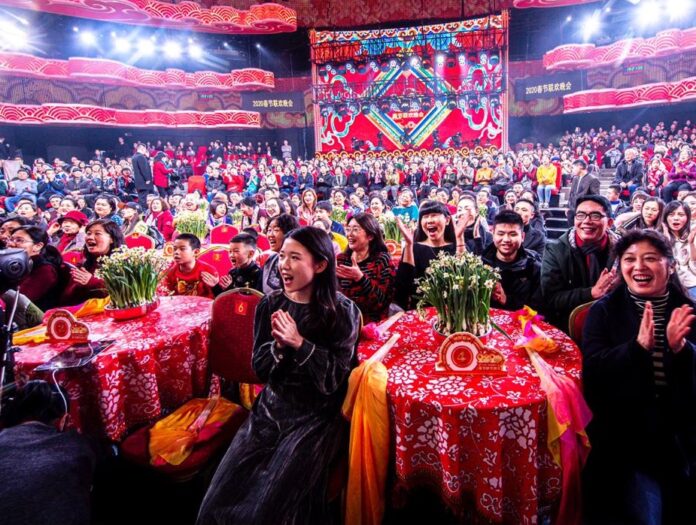 Audiences applaud during the 4th rehearsal of the Spring Festival Gala in Beijing on Monday, January 20, 2020. Image: CCTV