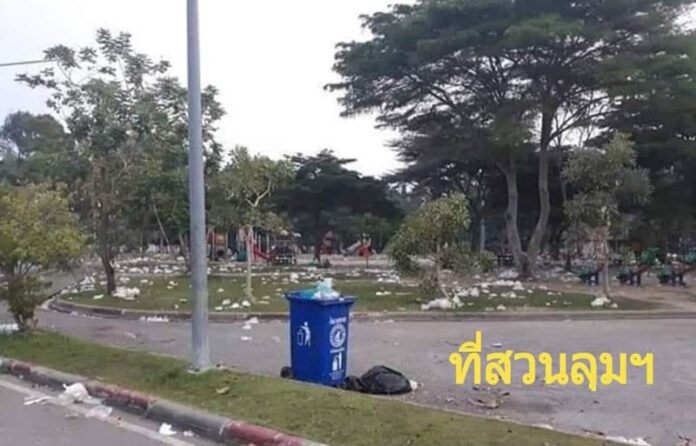 A photo of Suan Khwan Muang Park in Yala on Jan. 12, 2020 filled with litter, posted on Pattani News Facebook page, is labeled “Lumpini Park” by Facebook user Vanisa Tirak.